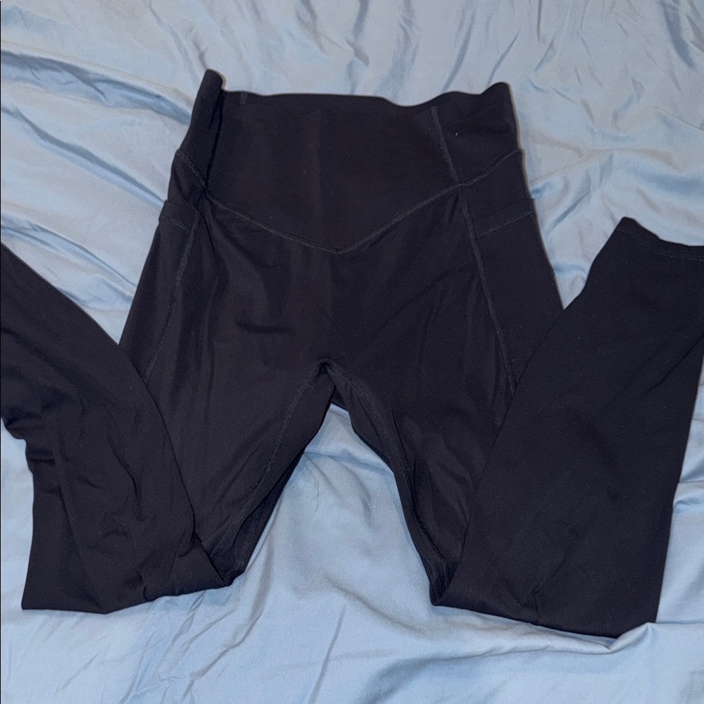 Women’s Navy Halara Crop Leggings